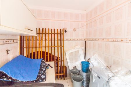 Casa de condomínio para alugar com 310m², 3 quartos e 6 vagasÁrea de Serviço