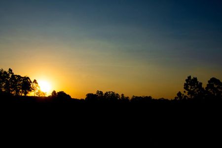 Casa de condomínio para alugar com 310m², 3 quartos e 6 vagasVista