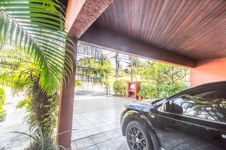 Casa de condomínio para alugar com 310m², 3 quartos e 6 vagasGaragem