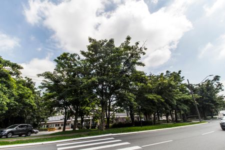 Casa de condomínio para alugar com 310m², 3 quartos e 6 vagasVista da Rua