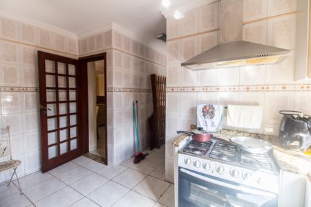 Casa de condomínio para alugar com 310m², 3 quartos e 6 vagasCozinha