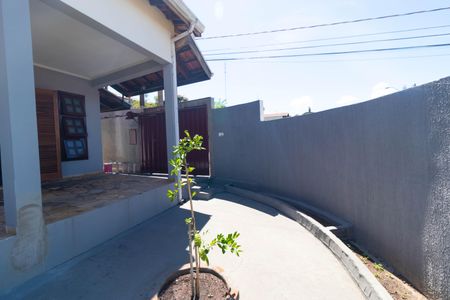 Casa à venda com 250m², 3 quartos e 3 vagasQuintal