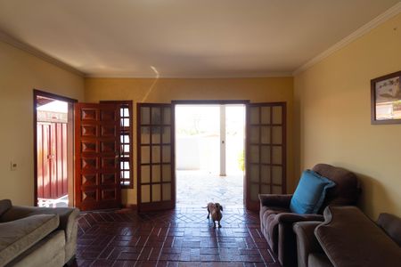 Casa à venda com 250m², 3 quartos e 3 vagasSalas