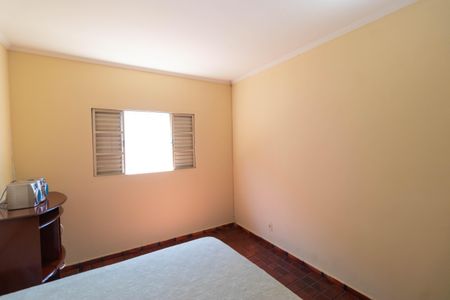 Casa à venda com 250m², 3 quartos e 3 vagasQuarto 02