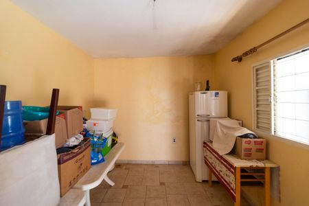 Casa à venda com 250m², 3 quartos e 3 vagasQuarto de despejo