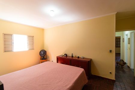 Casa à venda com 250m², 3 quartos e 3 vagasSuíte