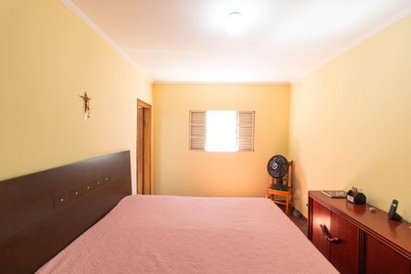 Casa à venda com 250m², 3 quartos e 3 vagasSuíte