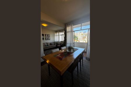 Apartamento à venda com 110m², 3 quartos e 2 vagas Apartamento à venda com 110m², 3 quartos e 2 vagasSala