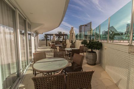 Apartamento para alugar com 54m², 1 quarto e 1 vaga Apartamento para alugar com 54m², 1 quarto e 1 vagaÁrea comum - Churrasqueira