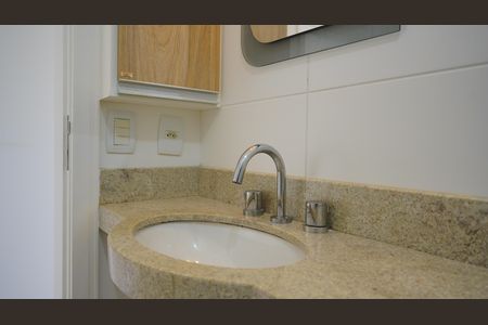 Apartamento para alugar com 84m², 3 quartos e 2 vagasBanheiro Corredor