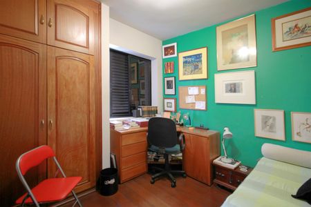 Apartamento à venda com 100m², 3 quartos e 2 vagasQuarto 2