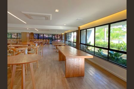 Apartamento à venda com 100m², 3 quartos e 2 vagasÁrea comum - Salão de festas