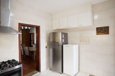 Casa à venda com 175m², 3 quartos e 3 vagasCozinha