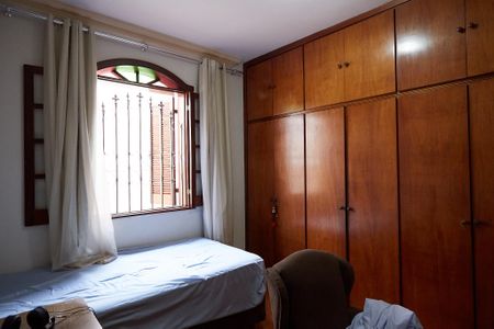 Casa à venda com 175m², 3 quartos e 3 vagasQuarto 3