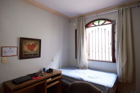 Casa à venda com 175m², 3 quartos e 3 vagasQuarto 3