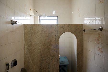 Casa à venda com 175m², 3 quartos e 3 vagasBanheiro de Serviço