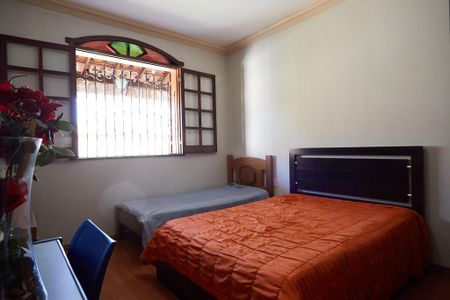 Casa à venda com 175m², 3 quartos e 3 vagasQuarto 2