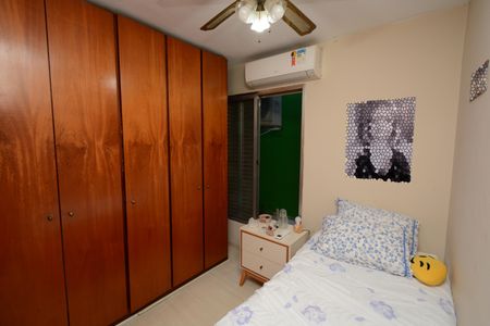 Casa à venda com 220m², 3 quartos e 2 vagasQuarto 2