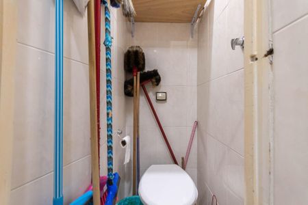 Apartamento à venda com 48m², 1 quarto e sem vagaBanheiro de serviço