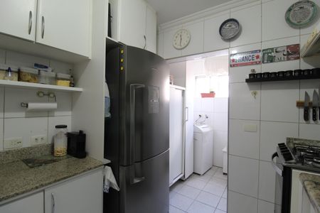 Apartamento à venda com 64m², 2 quartos e 1 vagaCozinha e Área de Serviço