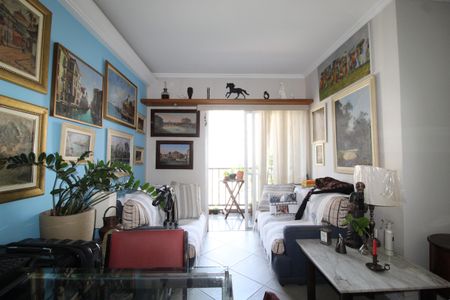 Apartamento à venda com 64m², 2 quartos e 1 vagaSala