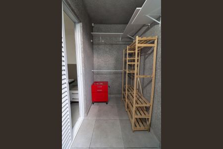 Apartamento à venda com 48m², 2 quartos e sem vaga Apartamento à venda com 48m², 2 quartos e sem vagaCloset do Quarto 1