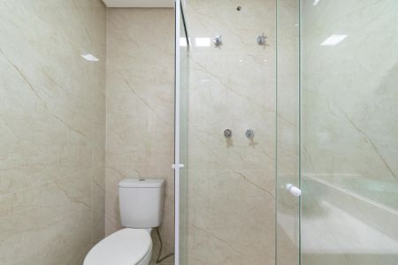 Apartamento à venda com 81m², 2 quartos e 2 vagas Apartamento à venda com 81m², 2 quartos e 2 vagasBanheiro Social
