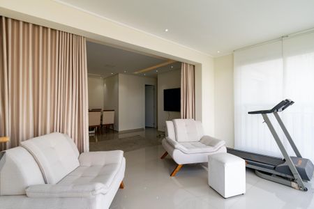 Apartamento à venda com 81m², 2 quartos e 2 vagas Apartamento à venda com 81m², 2 quartos e 2 vagasVaranda