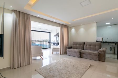 Apartamento à venda com 81m², 2 quartos e 2 vagas Apartamento à venda com 81m², 2 quartos e 2 vagasSala