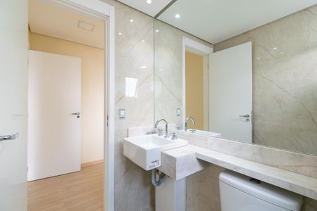 Apartamento à venda com 81m², 2 quartos e 2 vagas Apartamento à venda com 81m², 2 quartos e 2 vagasBanheiro da Suíte