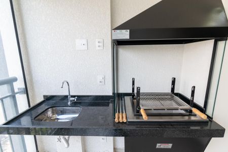 Apartamento à venda com 81m², 2 quartos e 2 vagas Apartamento à venda com 81m², 2 quartos e 2 vagasVaranda