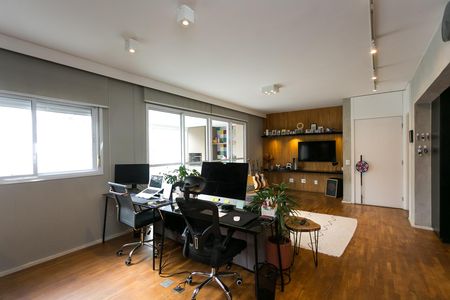 Apartamento à venda com 107m², 2 quartos e 2 vagasSala