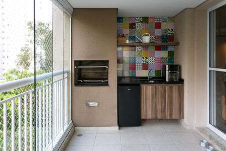 Apartamento à venda com 107m², 2 quartos e 2 vagasVaranda