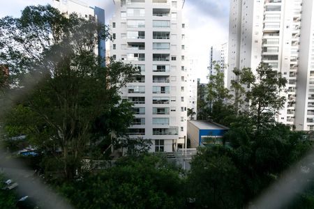 Apartamento à venda com 107m², 2 quartos e 2 vagasVaranda vista