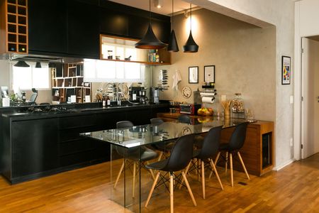 Apartamento à venda com 107m², 2 quartos e 2 vagasCozinha