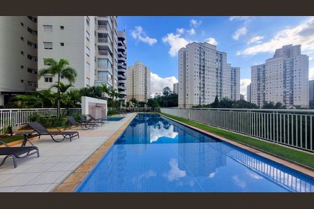 Apartamento à venda com 107m², 2 quartos e 2 vagasÁrea comum - Piscina