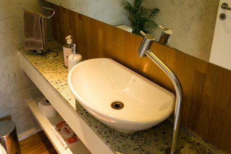 Apartamento à venda com 107m², 2 quartos e 2 vagasLavabo