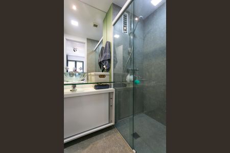 Apartamento à venda com 70m², 1 quarto e 2 vagasBanheiro da Suíte