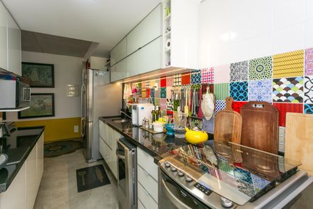 Apartamento à venda com 70m², 1 quarto e 2 vagasCozinha