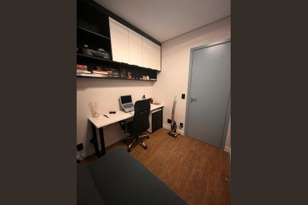 Apartamento à venda com 65m², 2 quartos e 1 vagaEscritório