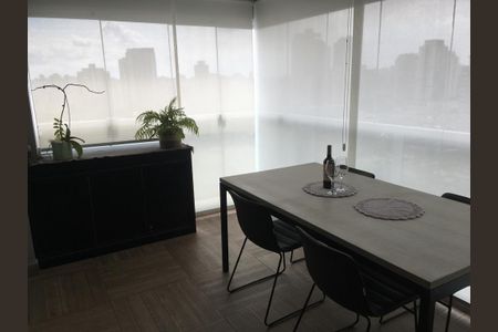 Apartamento à venda com 65m², 2 quartos e 1 vagaSala