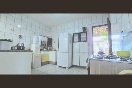 Casa para alugar com 415m², 5 quartos e 2 vagasCozinha