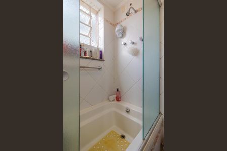 Apartamento à venda com 76m², 3 quartos e 1 vaga Apartamento à venda com 76m², 3 quartos e 1 vagaBanheiro