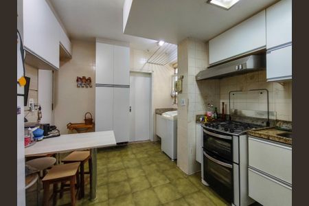 Apartamento à venda com 90m², 2 quartos e 1 vagaCozinha e Área de Serviço