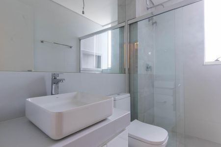 Apartamento à venda com 66m², 2 quartos e 3 vagasBanheiro