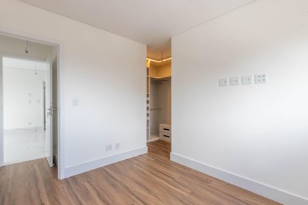 Apartamento à venda com 66m², 2 quartos e 3 vagasSuíte 1