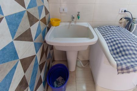 Casa à venda com 350m², 6 quartos e 8 vagasÁrea de Serviço 2