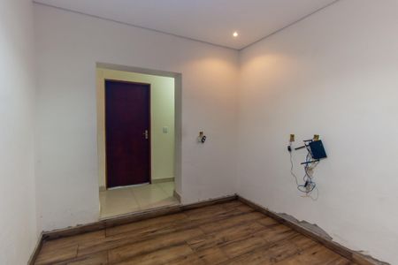 Casa à venda com 350m², 6 quartos e 8 vagasQuarto 4