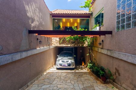 Casa à venda com 350m², 6 quartos e 8 vagasGaragem