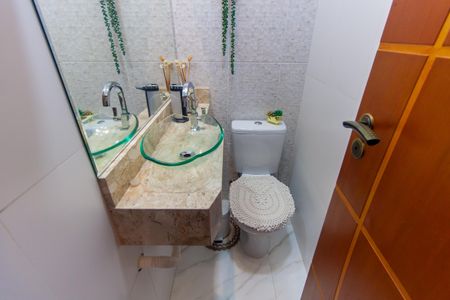 Casa à venda com 350m², 6 quartos e 8 vagasLavabo